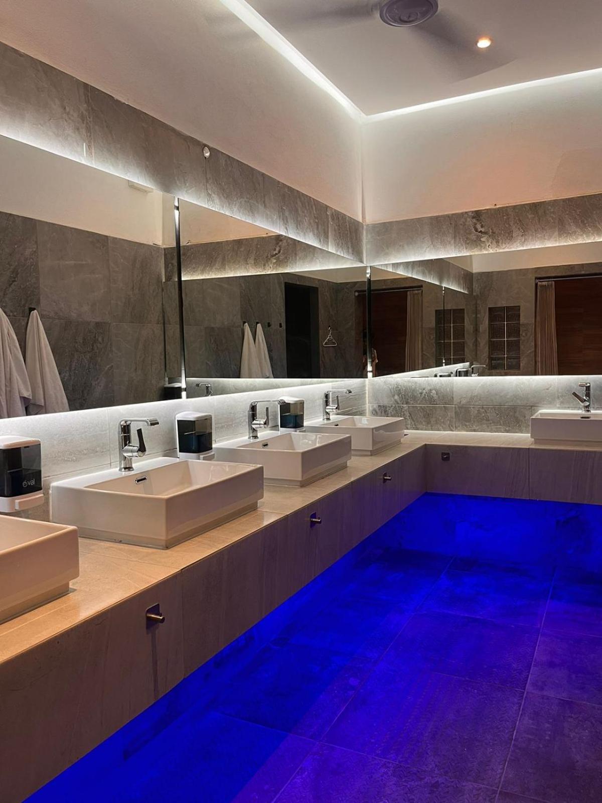 פוארטו ואלארטה Spartacus Hostel Boutique For Men מראה חיצוני תמונה