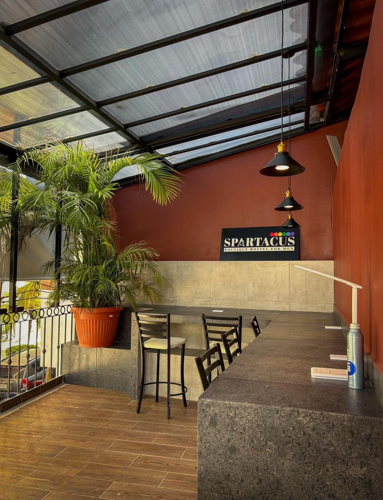 פוארטו ואלארטה Spartacus Hostel Boutique For Men מראה חיצוני תמונה